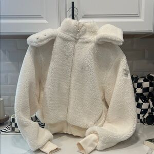 ALO Yoga Cream Fleece Jacket